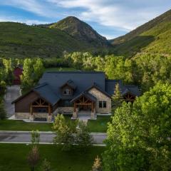 Trail Creek Canyon Ranch 1055 by Moose Management