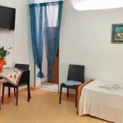 One bedroom apartement at Torre Dell'Orso 500 m away from the beach with sea view