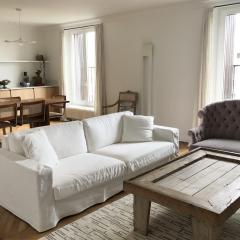 Renovated T3 - 5 min from the Marais district