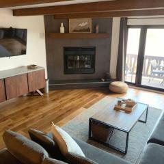 Modern Warm Condo with Views of Mont Tremblant