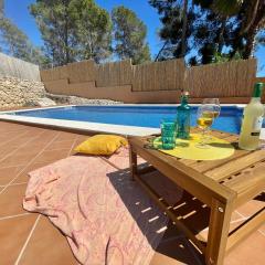 Villa Rústica Mediterránea con piscina privada al lado de Sitges