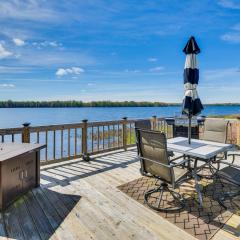 Ogdensburg Waterfront Cottage with Deck and BBQ Grill!