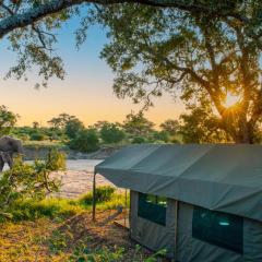 Kruger Untamed - Tshokwane River Camp