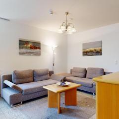 a cappella 01 im Binz, strandnahe FeWo mit Schwimmbad im Haus,