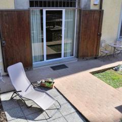 2 bedrooms apartement with enclosed garden and wifi at Empoli