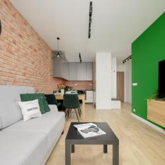Industrial Apartment with Parking Fort Wola by Renters