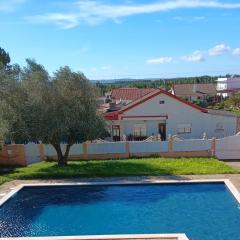 Doce Abrigo - country house with swimming pool