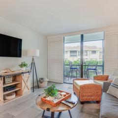 Fort Pierce Condo with Screened Porch Walk to Beach