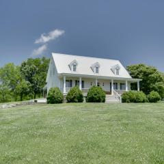 Spacious Countryside Getaway in Lexington with Deck!