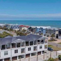 The Coastal Palm-New Luxury Townhome in Kure Beach