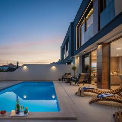 Luxury Villa Etera with Heated Pool