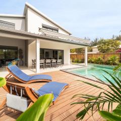 Villa Ilyana - bord de mer- piscine chauffée