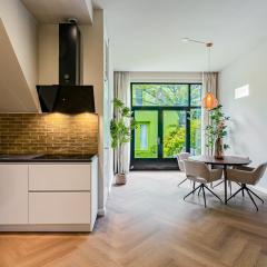 Stylish apartment next to the Amstel River - Unit A