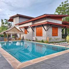 Thawat Pool Villa