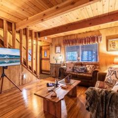 Oakwoods Cabin W/ Hot Tub Near Snow Summit