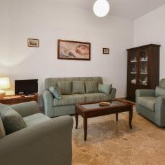 1 Bedroom Pet Friendly Apartment In Giarre