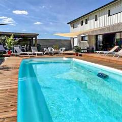 Nice Home In Nalliers With Private Swimming Pool, Can Be Inside Or Outside