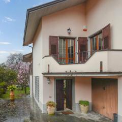 Gorgeous Home In Fivizzano With House A Panoramic View