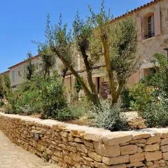 Pretty house center of Corbières