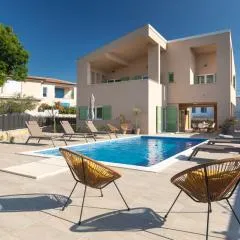 Villa OLIVE OCEAN with pool and seaview