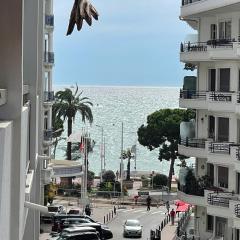 Plage luxe collé à l’hôtel Martinez