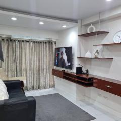 Big 2BR near Burgos Circle, Highstreet, St Lukes - B Parklane T1