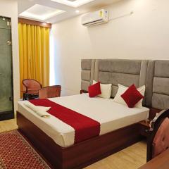 Hotel Grand Maurya