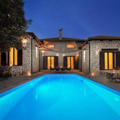 Villa Terra, A private, luxury villa with pool