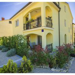 Villa Luka Apartment Red with Pool