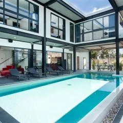 Trendy Loft-style 4BR Pool Villa Sunset Garden 7