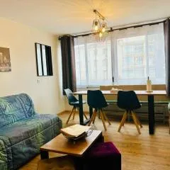 Fonctionnel - 2 chambres - bien situé à 300m de la Plage - Parking Privé de Juin à Sept