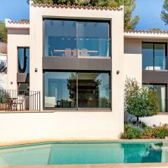 Chic pool villa ID 3009