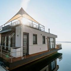 Floating House "Time Out"