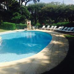 Superbe 2 pièces avec piscine sur le cap Martin