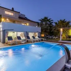 Sun castle holiday house Babic