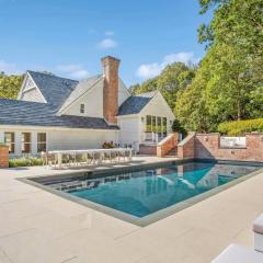 Luxury Villa 7br 7baths with a Private Pool Hamptons