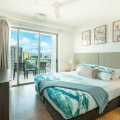 Cairns City Studio Apartment Ocean view 12th Floor