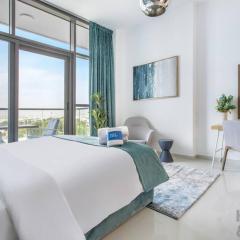 Serene 1 BR in Damac Hills - Host & Stay