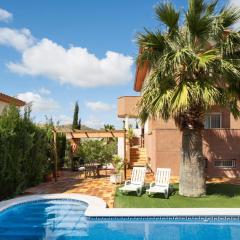 Casa con piscina privada de agua salada