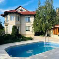 Cozy, Spacious and Quiet 3BR Villa with Pool&BBQ
