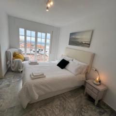 Nuestro Atico con vistas al Mar Terraza, Piscina y Parking