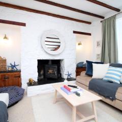 Superb Location, Traditional Beautiful Fisherman's Cottage in The Mumbles, Sleeps 4!