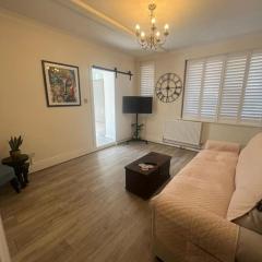 1 Bed APT In Croydon Perfect For Weekly Stays