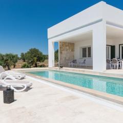 Charming Villa with Pool by Wonderful Italy