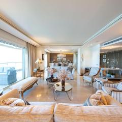 Stunning Apartment with SeaView in the heart of Beirut