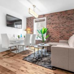 Beautiful 3-Bedrooms in Heart of Plateau Mont-Royal