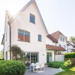 Villa in St-Idesbald near the Sea