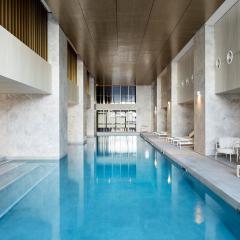 60th Floor Resort Sanctuary - Sauna, Pool & Gym