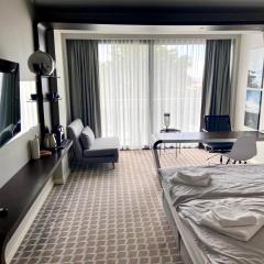 Marine Hotel Apartment 216 SeaView