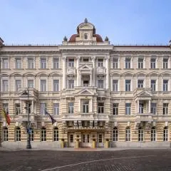 Grand Hotel Vilnius, Curio Collection by Hilton